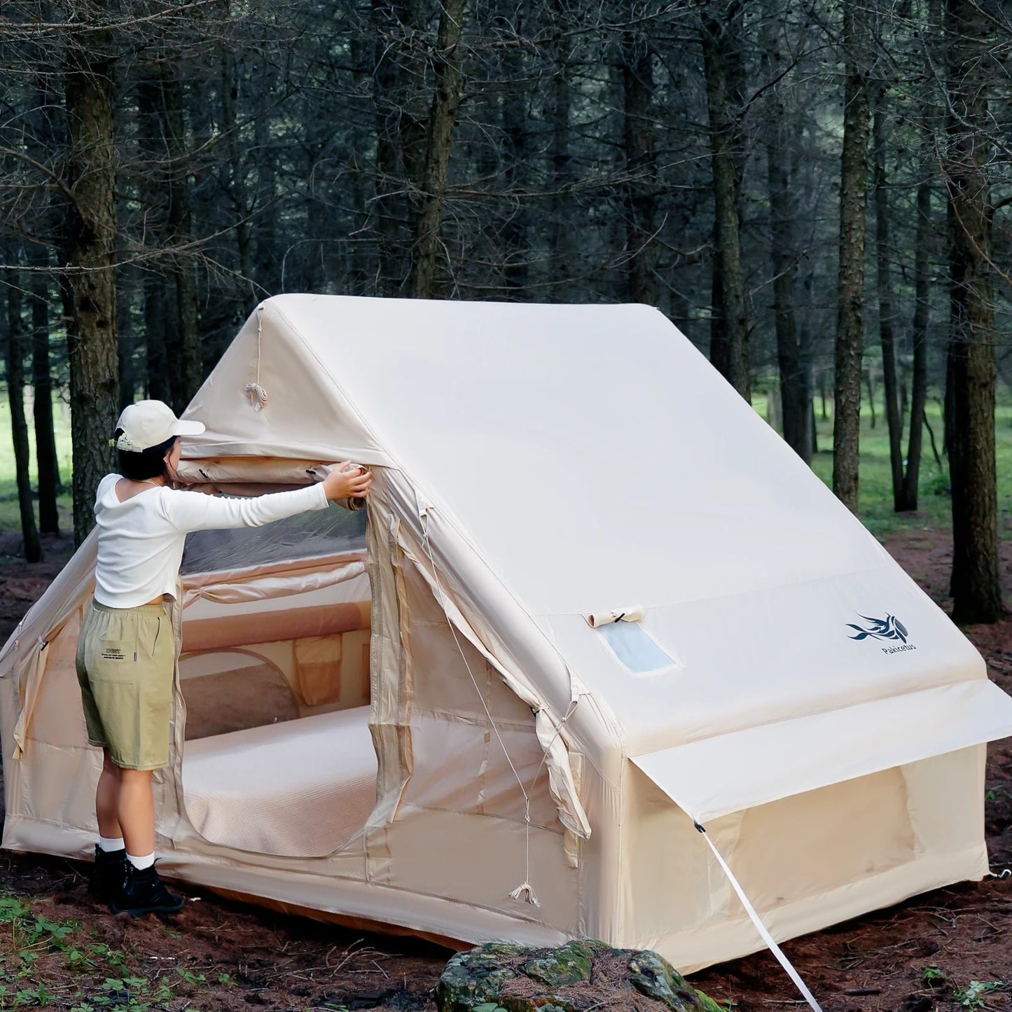 4-6 Person Outdoor Family Luxury Inflatable Tent